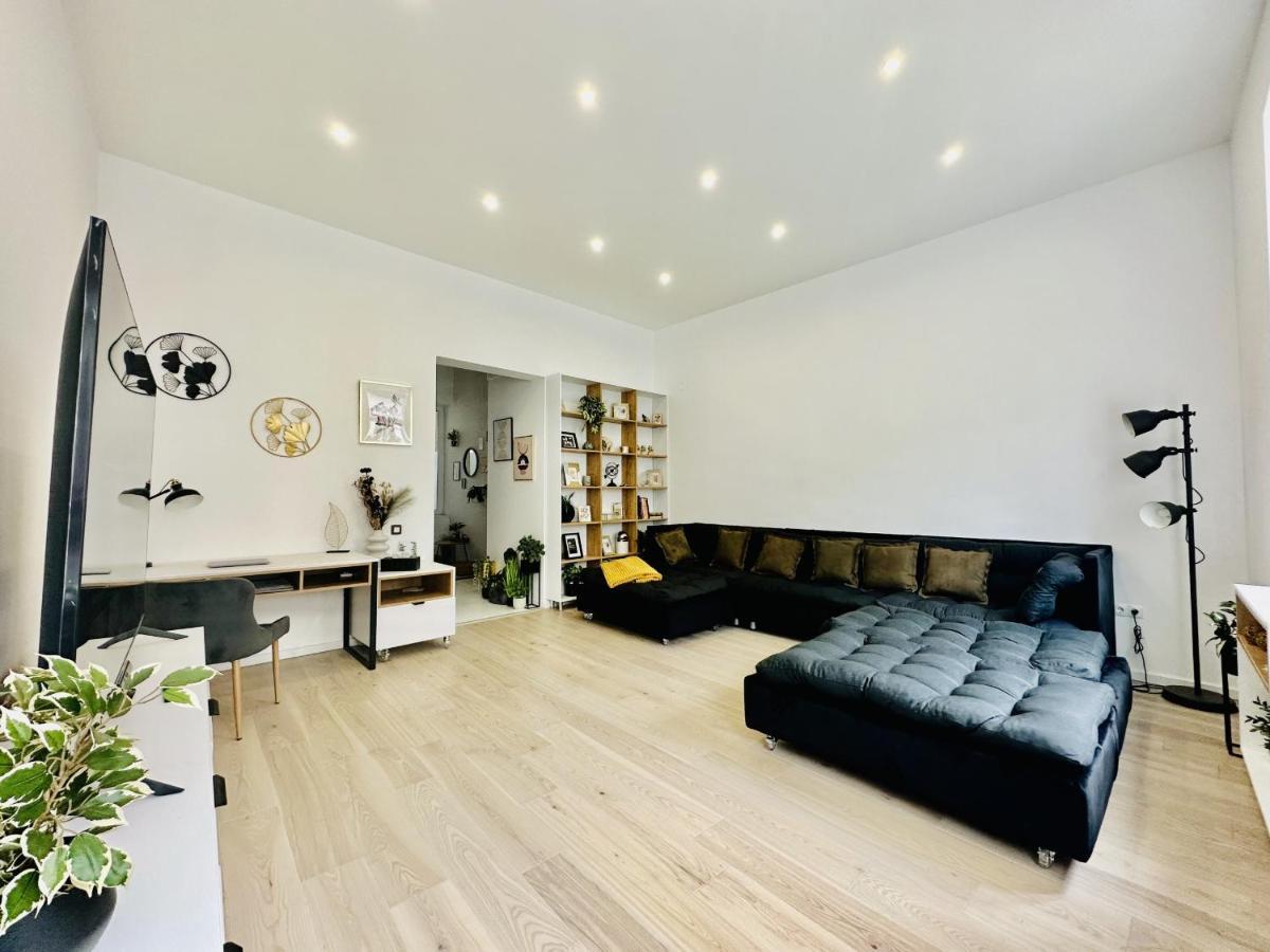 Clever Studio Near Central Shopping Center Cluj-Napoca Exterior photo